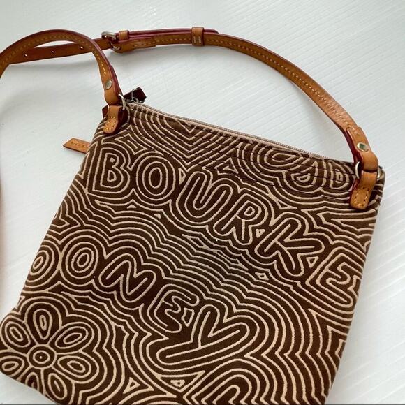 Vintage Dooney and Bourke canvas scribble letter pattern crossbody  pink lining - Picture 14 of 16